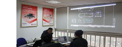 Últimas notícias da empresa sobre Máquinas de revestimento PVD personalizadas e inovadoras para fabricação moderna da Royal Technology