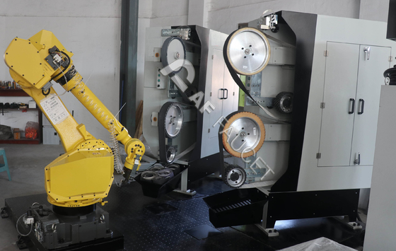 Máquina de moedura automática industrial do robô dos torneiras com pilha de 2 robôs