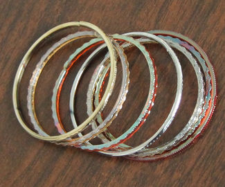 Bom preço. Vácuo horizontal que metaliza o equipamento, máquina de vidro do chapeamento de ouro do bracelete PVD on-line
