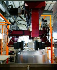 Máquina de bronze/liga de zinco do equipamento industrial automatizado móvel giratório, de Lpdc